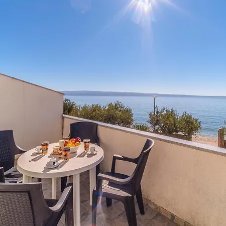 Paradise Podstrana