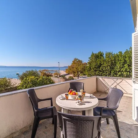 Paradise Apartment *