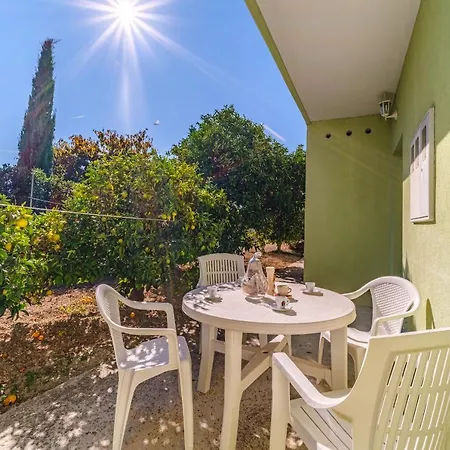 Apartment Paradise Podstrana