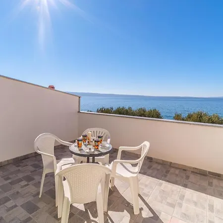 Apartment Paradise Podstrana